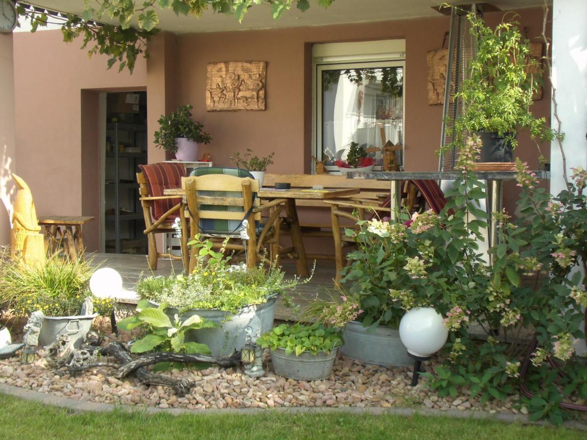 Ferienwohnung Am Brunnen Großheubach 외부 사진